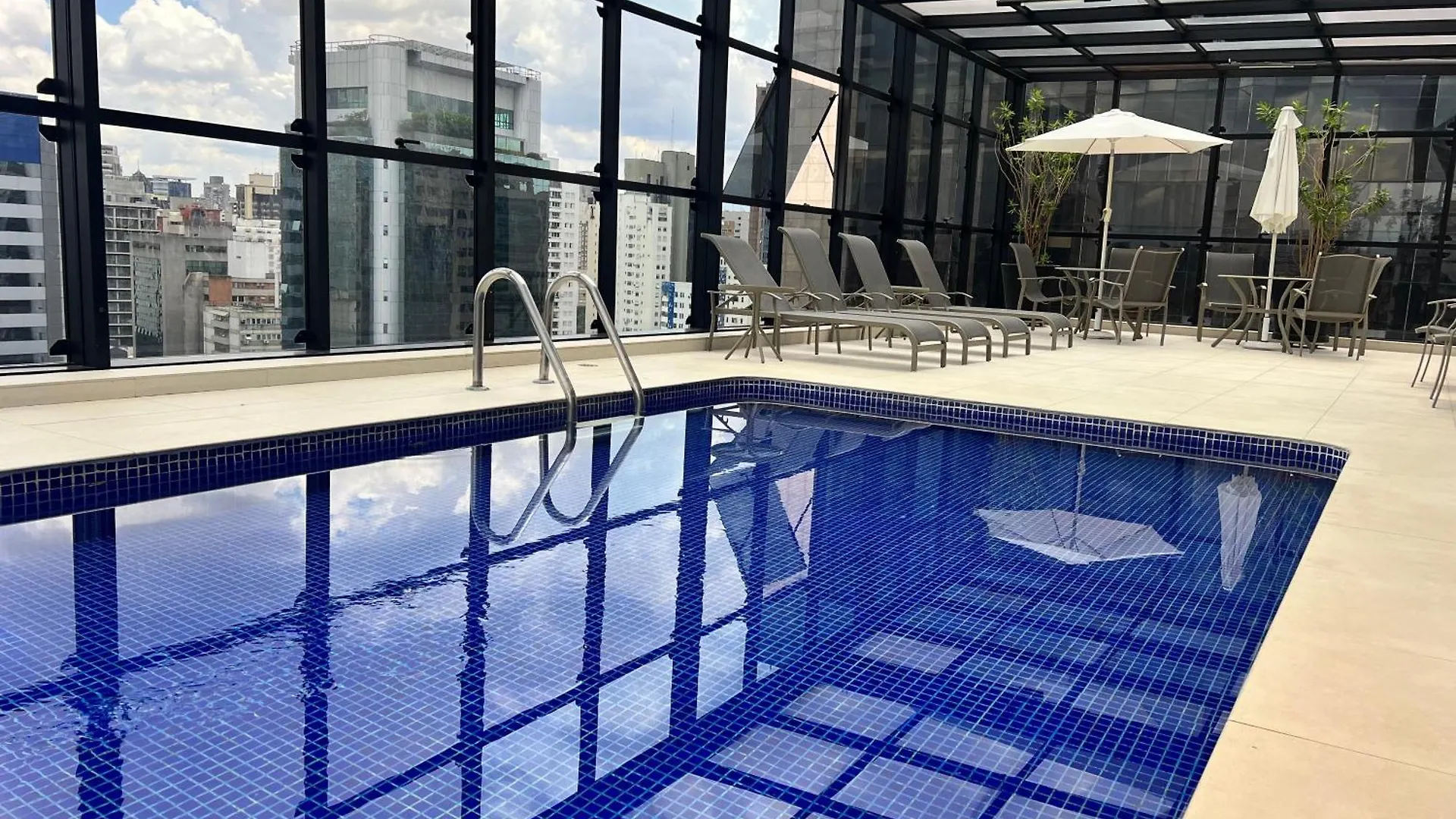 Flat-Hotel Faria Lima Itaim Sao Paulo, Garagem Inclusa ! Brazil